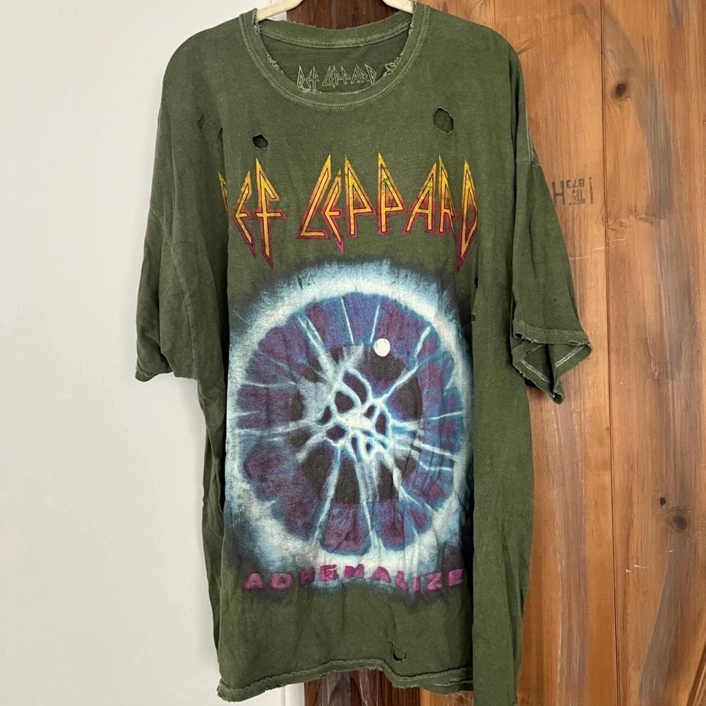 Def Leopard rock tee urban outfitters